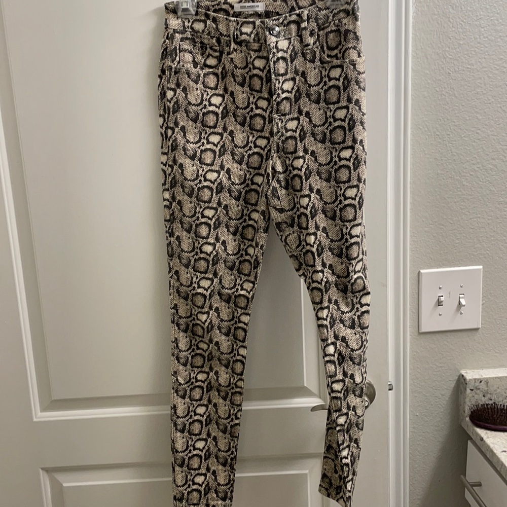 Good American snakeskin print jeans size 6/28